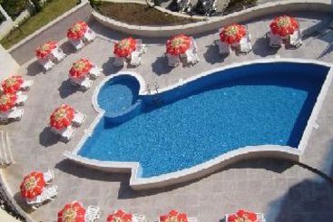 Royal Cove Residence 1