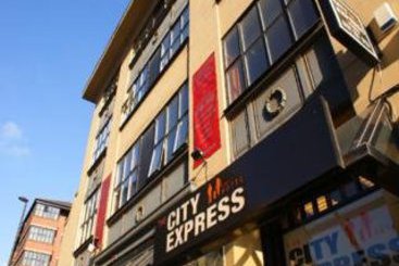 City Express Aparthotel