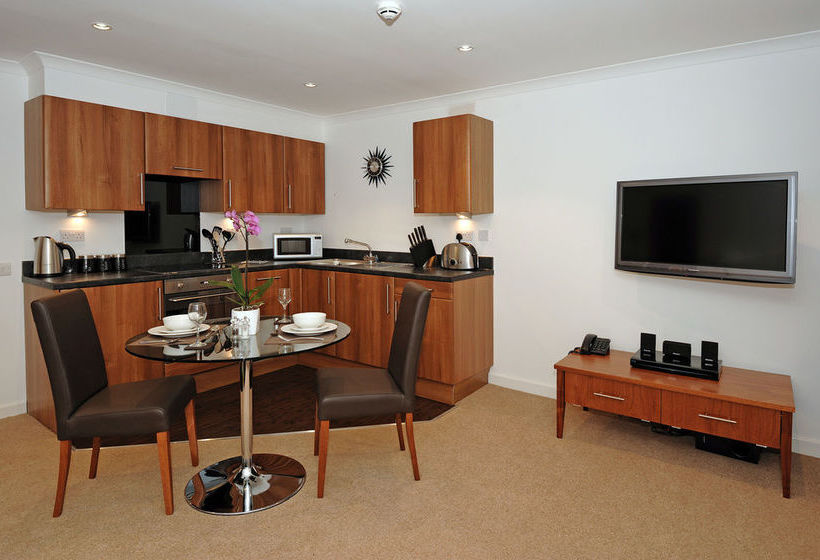 Fountain Court Stewart Apartments 11