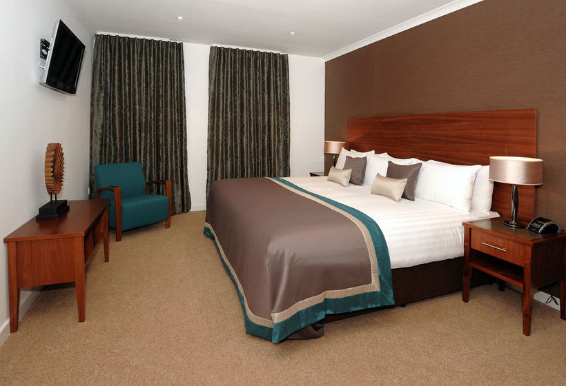 Fountain Court Stewart Apartments 8