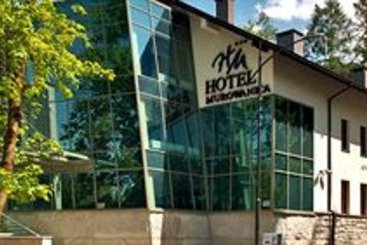Hotel Murowanica