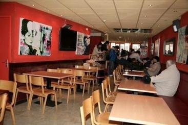 Hostel Budget Hotel Tourist Inn 3