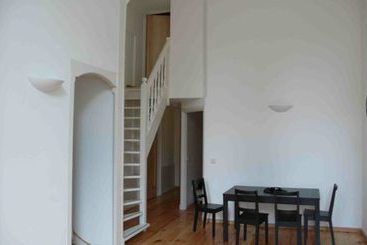 Amsterdam Cribs Red Light 1