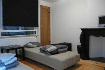 Amsterdam Cribs Red Light 4