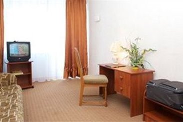 Premier Compass Hotel Odessa 20