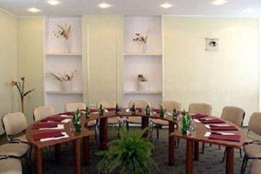 Premier Compass Hotel Odessa 3