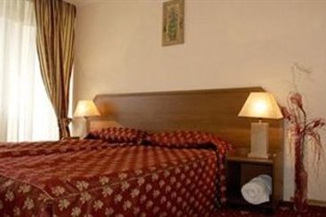 Premier Compass Hotel Odessa 7