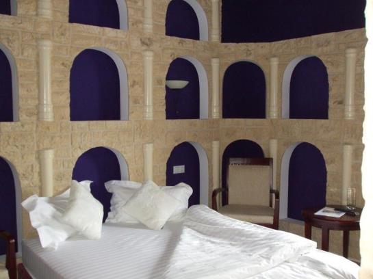 Bed & Breakfast Fun Park 4