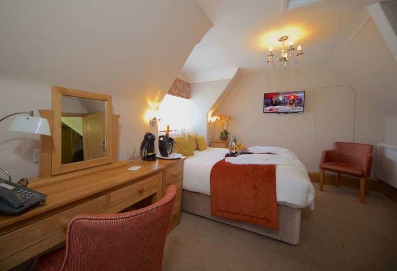 The Brookfield Hotel 13