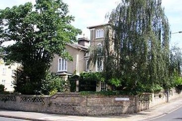 Bentley Tower Hotel 7