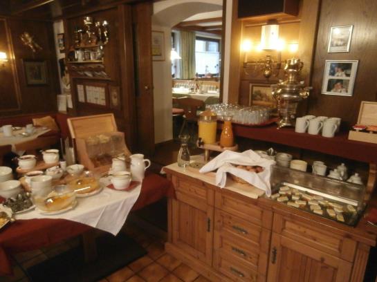 Hotel Gasthof Kroell 7