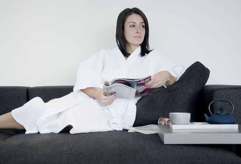 Hotel Carbon Sense 12