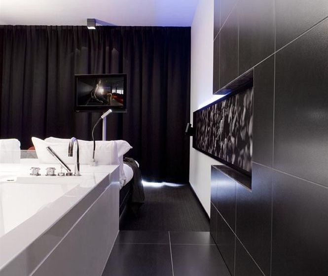 Hotel Carbon Sense 9