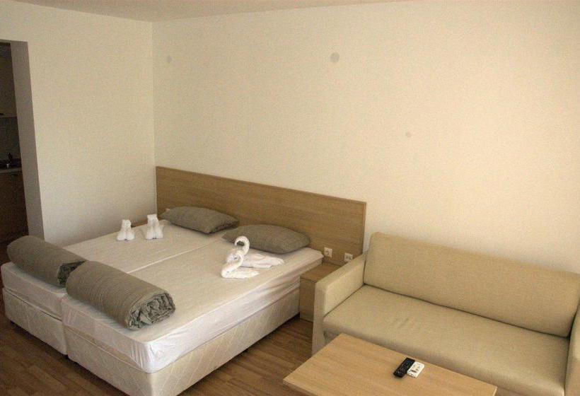 Corsica Aparment Complex