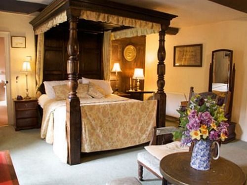 Compton House Hotel 3