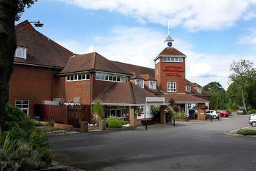 Potters International Hotel 4