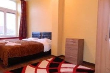 Sunrise Aparthotel 12