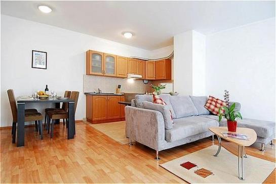 Locust Tree Apartments