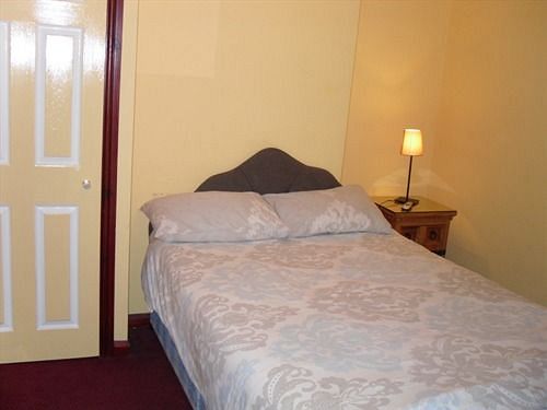 The New Reading Hotel