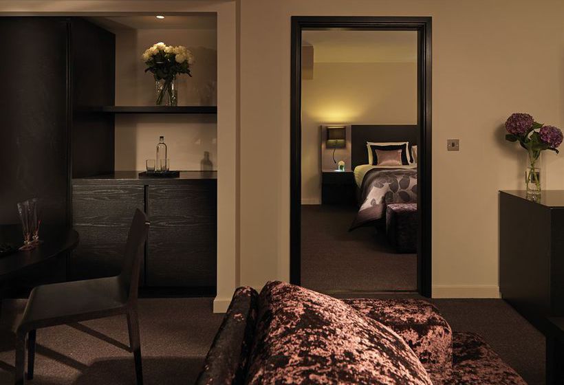 Hotel Guildford Harbour 2