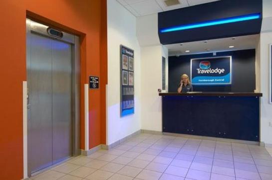 Hotel Travelodge Farnborough Central