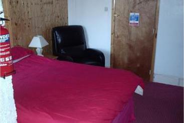 Queens Walk Guest House