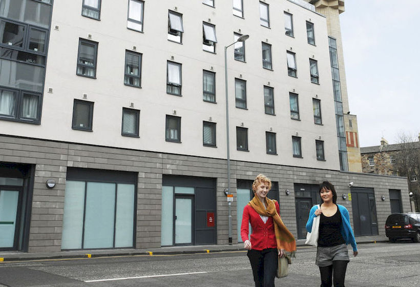 Hotel Lady Nicolson Court