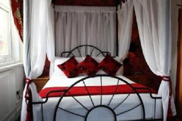 Willow Tree Lodge Hotel