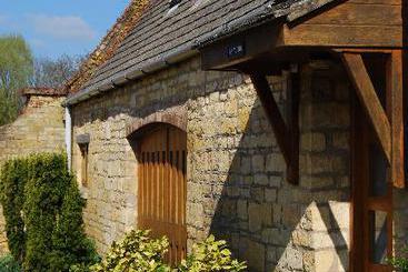 Broadway Manor Cottages