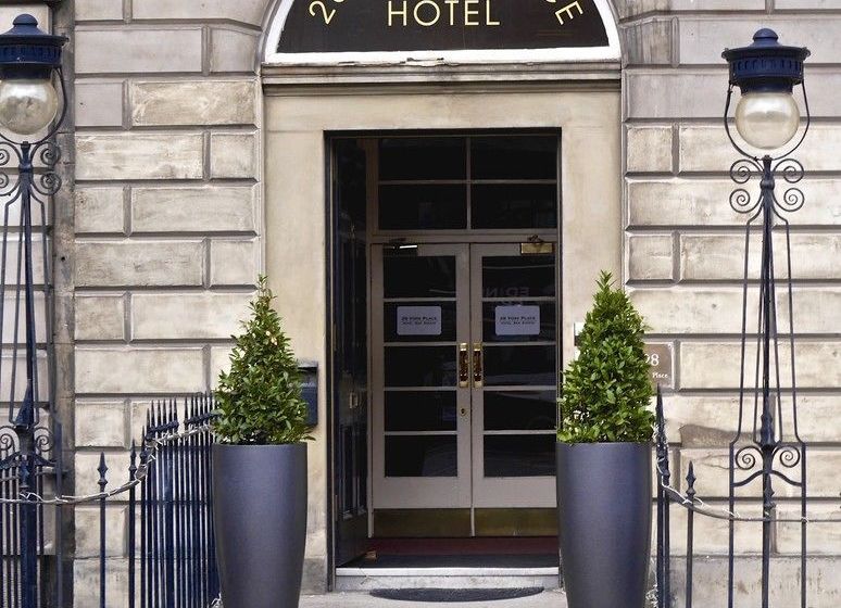 Pension 28 York Place