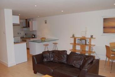 Queens Wharf Apartments By Townplace