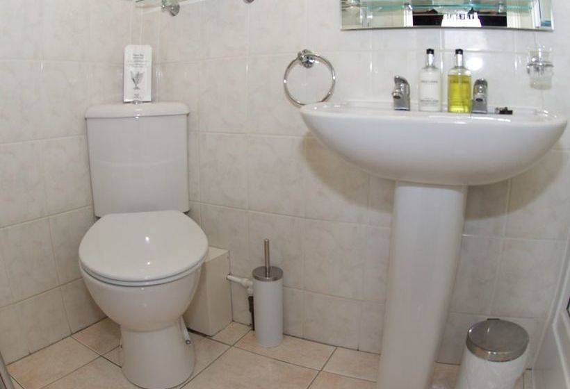 Daviot Guest House 17