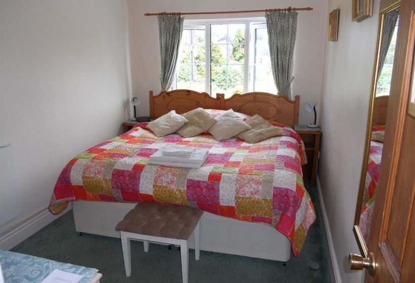 Bed & Breakfast The Elms Guest House 14