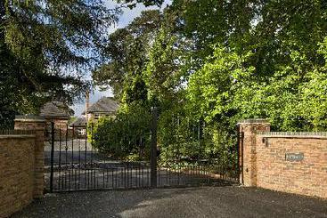 Sherwood Guest House