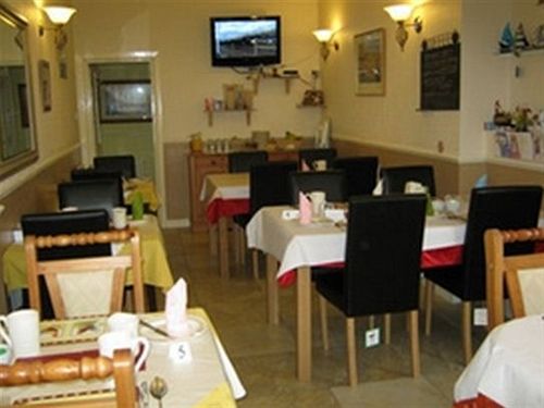 Bed and Breakfast Lacey's Guest House 8