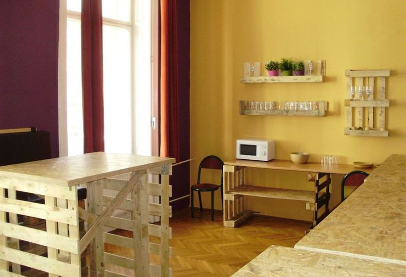 All-Central Hostel 3