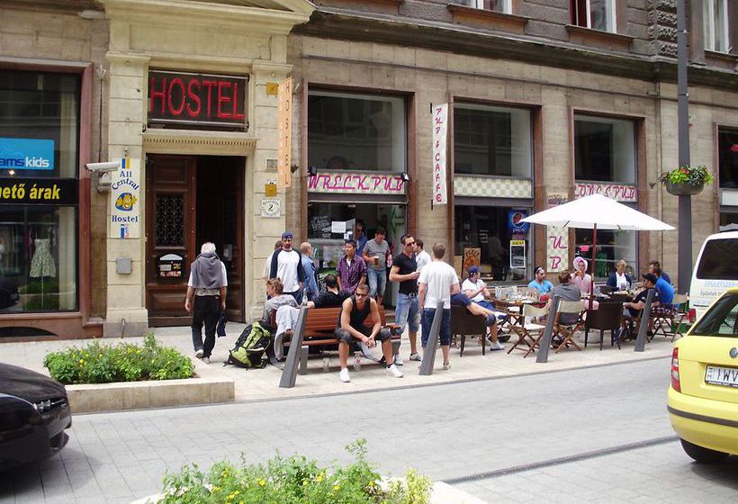 All-Central Hostel 9