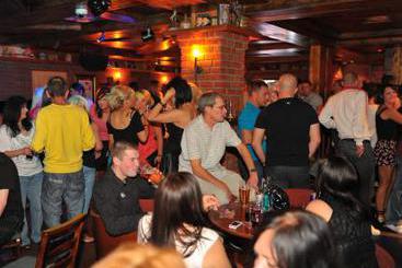 The Commercial Hotel 1