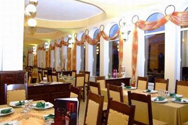 Golden Spirit Hotel 4