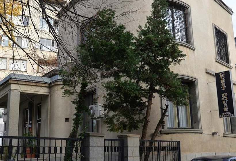 Hostel The English Guest House