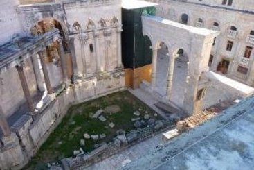 Hotel Peristil Luxury Rooms