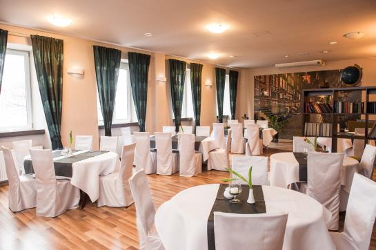 Hotel Arkadia Legnica