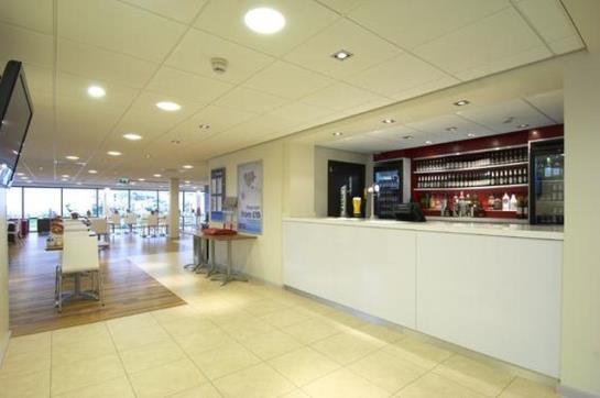 Hotel Travelodge Cambridge Orchard Park 6