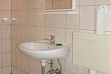 Apartments Zdjelar 6