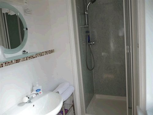 Hotel Rokeby Guest House 9