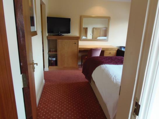 Lakeside International Hotel 4