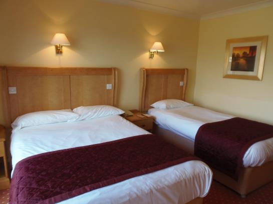 Lakeside International Hotel 6