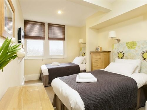 Hotel Regency House 12