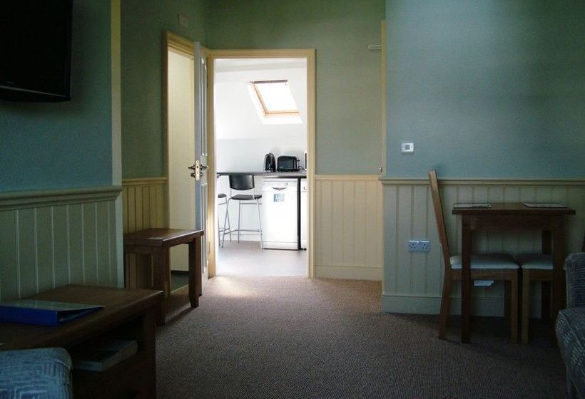 Hotel Glenholme Guest House, Tenby 10