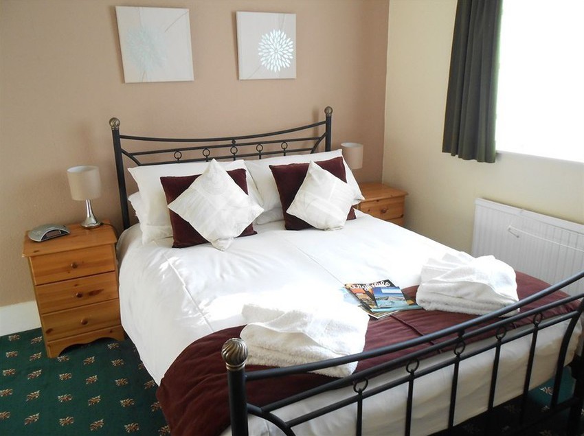 Hotel The Triton Guest House